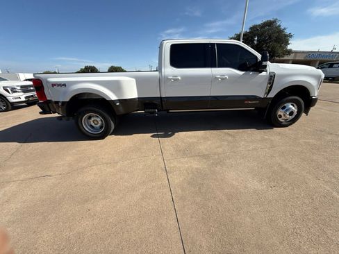 Used 2024 Ford F350 King Ranch AWD/4WD image 8