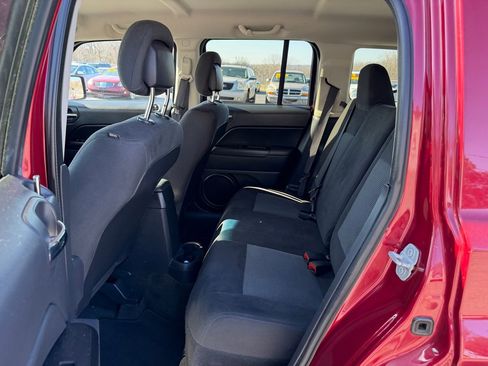 Used 2016 Jeep Patriot Sport w/ Power Value Group image 12