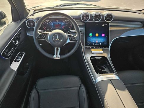 New 2026 Mercedes-Benz GLC 300 4MATIC image 18