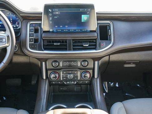 Used 2023 Chevrolet Tahoe LT image 12