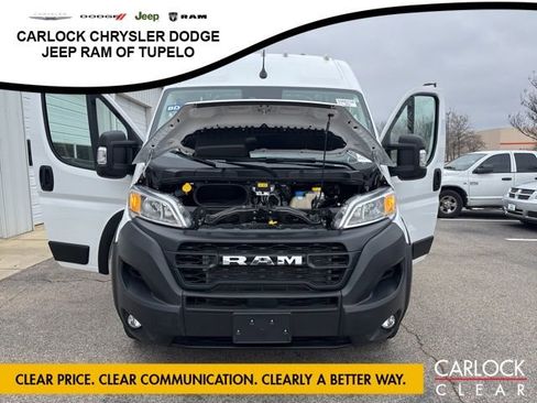 Used 2025 RAM ProMaster 2500 w/ Convenience Group image 11