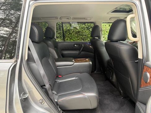 Used 2020 Nissan Armada SL w/ Premium Package RWD image 28