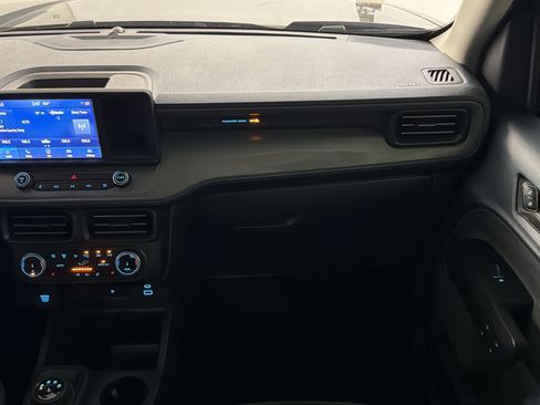 Used 2024 Ford Maverick Lariat w/ Black Appearance Package AWD/4WD image 30
