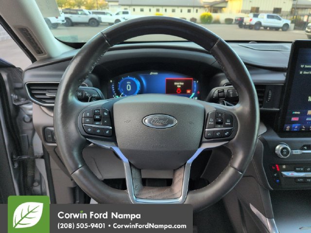 Used 2020 Ford Explorer Platinum w/ Premium Technology Package AWD/4WD image 14