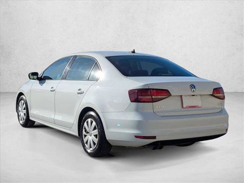 Used 2016 Volkswagen Jetta S image 8