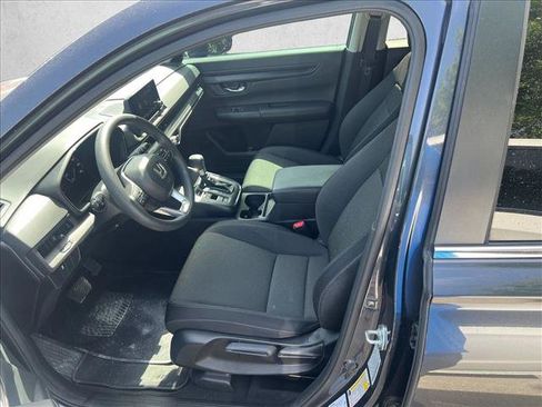 Used 2025 Honda CR-V LX image 11