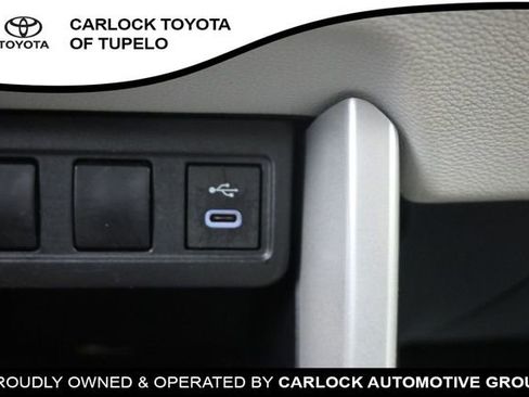 Used 2025 Toyota Corolla Cross L FWD image 15