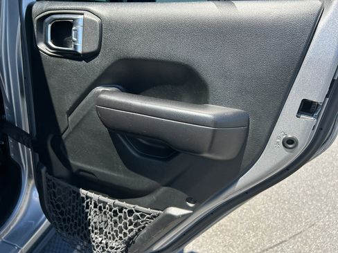 Used 2021 Jeep Wrangler Unlimited Rubicon image 22