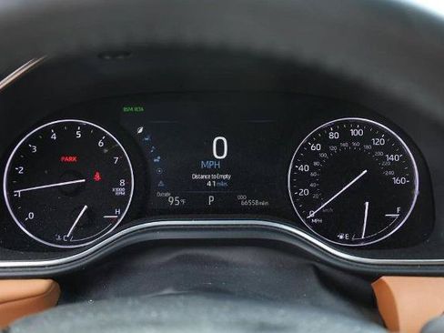 Used 2019 Toyota Avalon Limited w/ Protection Package FWD image 10