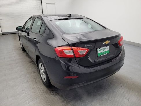Used 2018 Chevrolet Cruze LS image 5