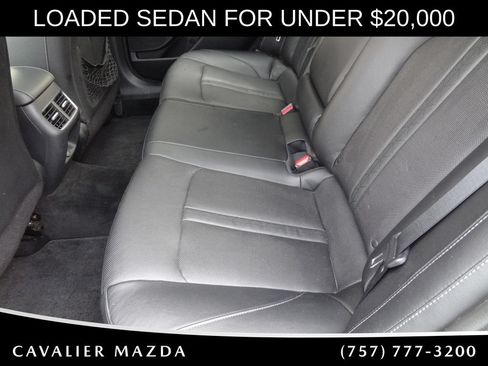 Used 2021 Hyundai Sonata Limited w/ Preferred Accessory Package FWD image 13