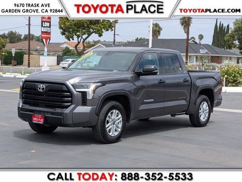 Used 2023 Toyota Tundra SR5 w/ SR5 Convenience Package RWD image 1