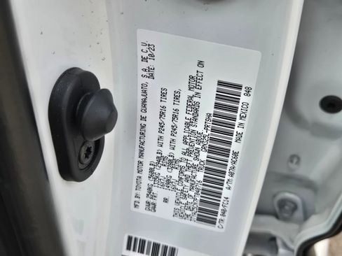 Used 2023 Toyota Tacoma SR5 RWD image 18