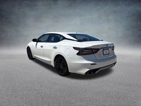 Used 2023 Nissan Maxima SV w/ Floor Mat Group FWD image 8