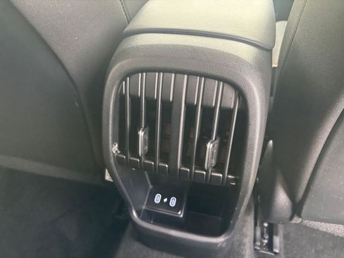 Used 2025 Hyundai Kona SEL image 24