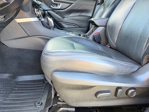 Used 2019 Subaru Forester Limited image 11