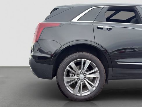 Used 2025 Cadillac XT5 Premium Luxury w/ Technology Package FWD image 30