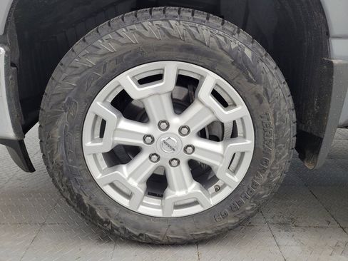 Used 2016 Nissan Titan SL RWD image 31