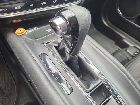 Used 2016 Honda HR-V EX image 15