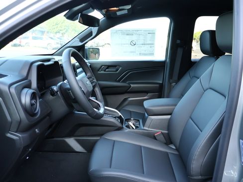 New 2026 Chevrolet Colorado Trail Boss AWD/4WD image 10