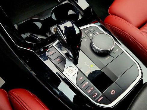 Used 2024 BMW X3 M40i w/ Premium Package image 17