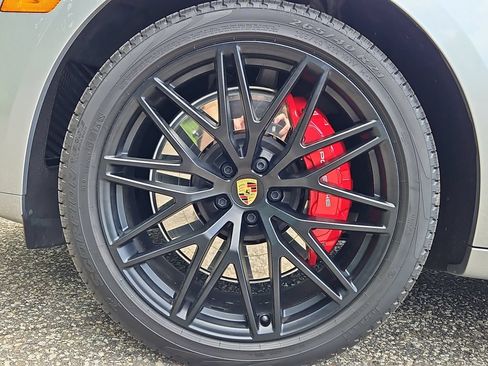 Certified 2023 Porsche Macan GTS AWD/4WD image 11
