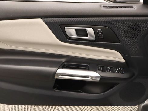 Used 2024 Ford Mustang Premium RWD image 18