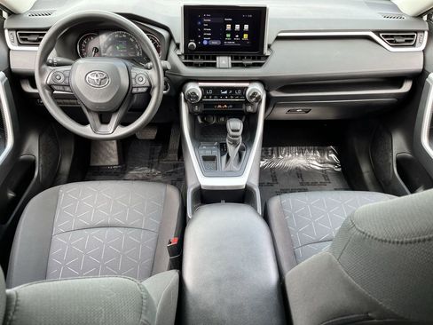 Used 2025 Toyota RAV4 XLE w/ Convenience Package FWD image 9