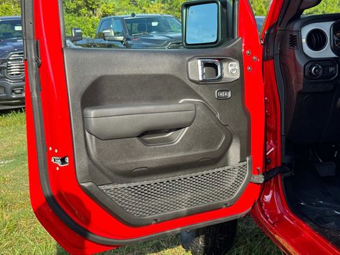 New 2025 Jeep Wrangler Sport S AWD/4WD image 17