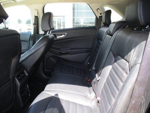 Used 2024 Ford Edge SEL w/ Convenience Package AWD/4WD image 18
