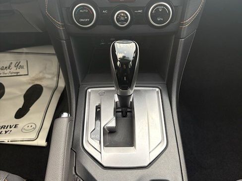 Used 2023 Subaru Crosstrek 2.0i Premium image 12