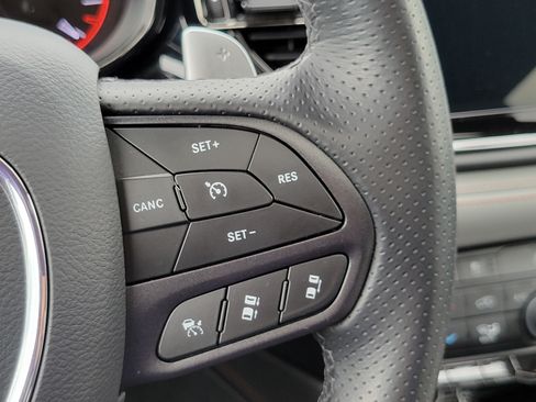 Used 2024 Dodge Durango GT AWD/4WD image 13