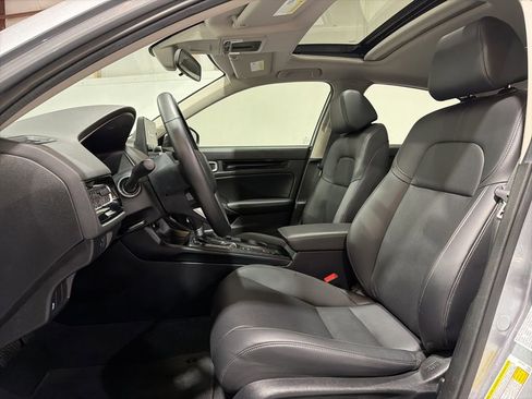 Used 2024 Honda Civic EX-L image 24