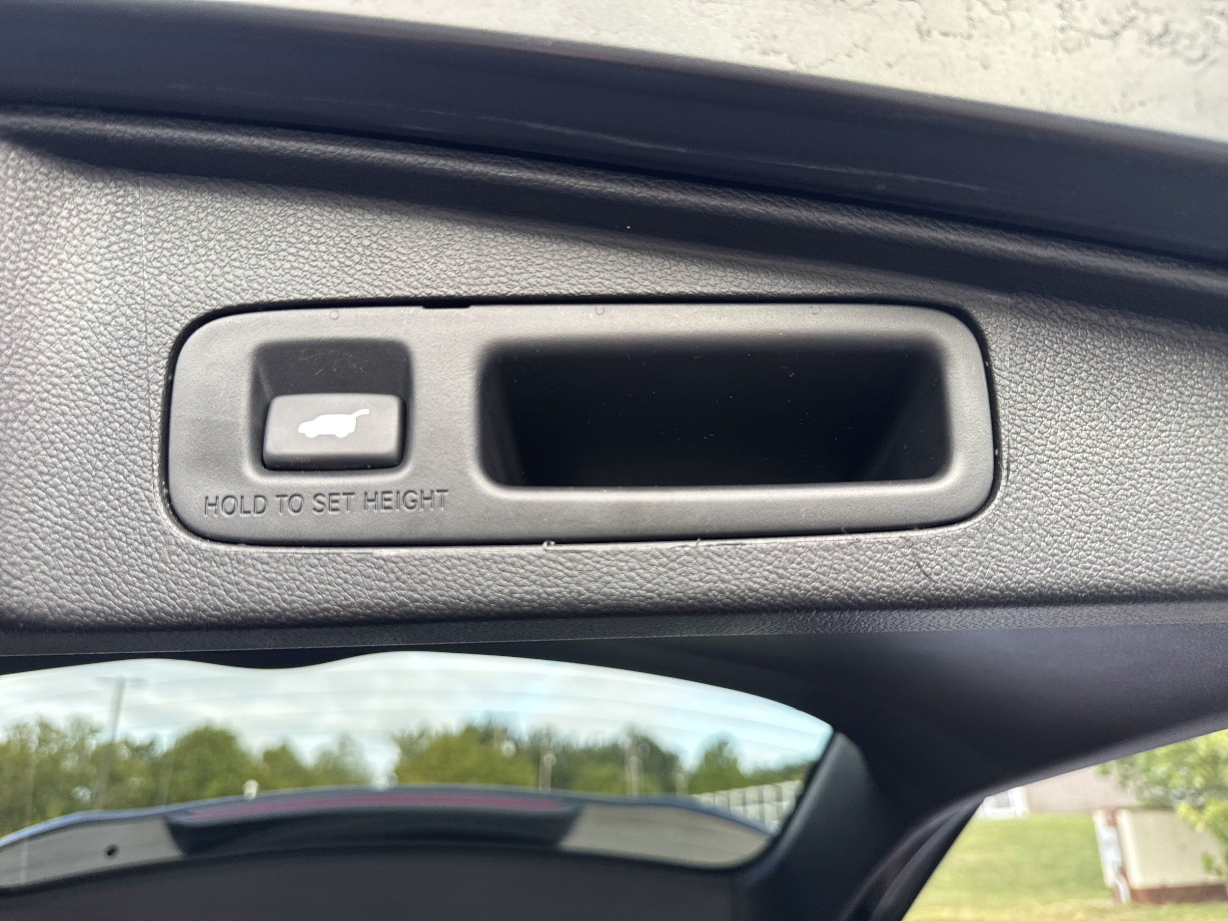 Used 2022 Honda CR-V Touring image 12