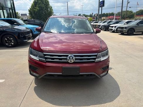 Used 2019 Volkswagen Tiguan SEL FWD image 3
