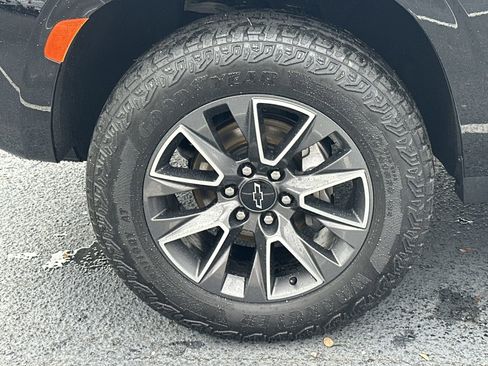 Used 2023 Chevrolet Tahoe Z71 image 13