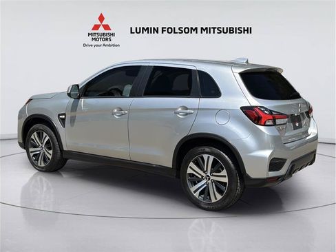 Used 2024 Mitsubishi Outlander Sport ES AWD/4WD image 3