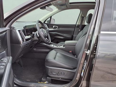 New 2025 Kia Sorento EX w/ EX Panoramic Sunroof Package AWD/4WD image 20