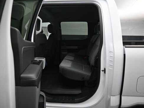 New 2026 Ford F350 XLT w/ XLT Premium Package AWD/4WD image 19