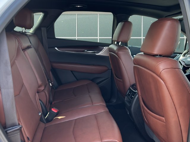 Used 2023 Cadillac XT5 Sportv w/ Technology Package AWD/4WD image 15
