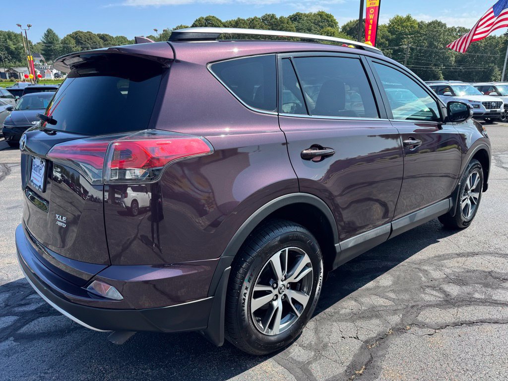 Used 2018 Toyota RAV4 XLE w/ Plus Extra Value Package AWD/4WD image 5