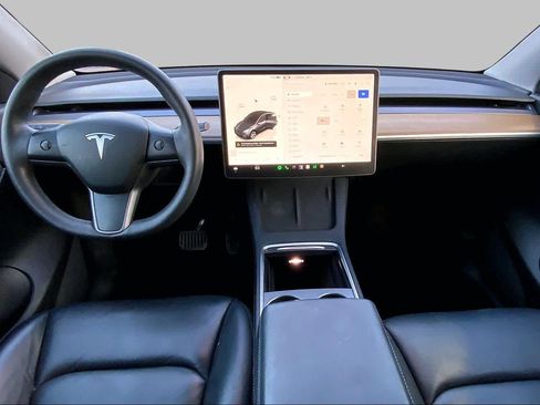 Used 2022 Tesla Model Y Long Range AWD/4WD image 14