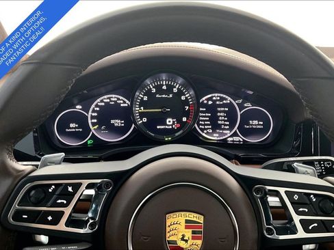 Used 2022 Porsche Cayenne Turbo S AWD/4WD image 29