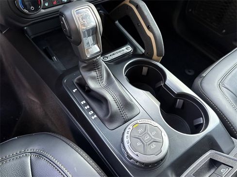 New 2025 Ford Bronco Badlands image 27