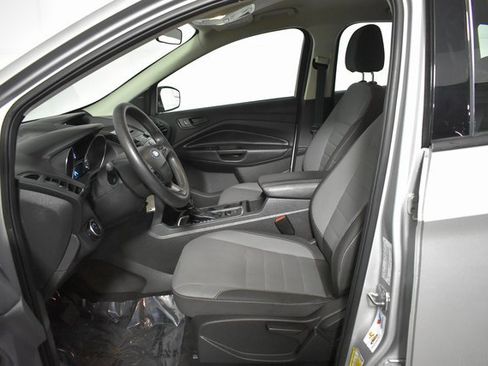 Used 2017 Ford Escape S image 11
