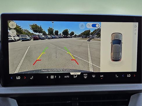 New 2026 Ford Explorer Active AWD/4WD image 17