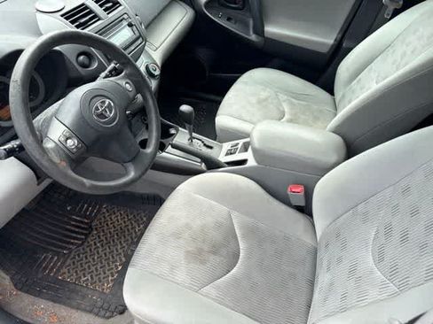 Used 2012 Toyota RAV4 FWD w/ Value Pkg image 9