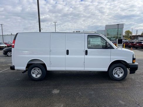 New 2025 Chevrolet Express 2500 Work Van w/ Driver Convenience Package image 2