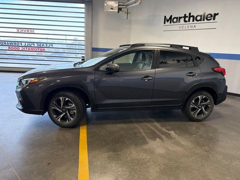 Used 2024 Subaru Crosstrek 2.0i Premium AWD/4WD image 8