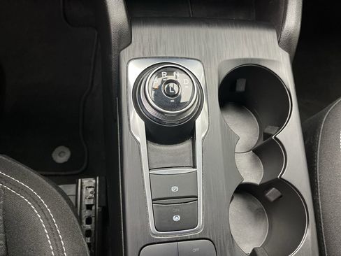 Certified 2025 Ford Escape Active image 20